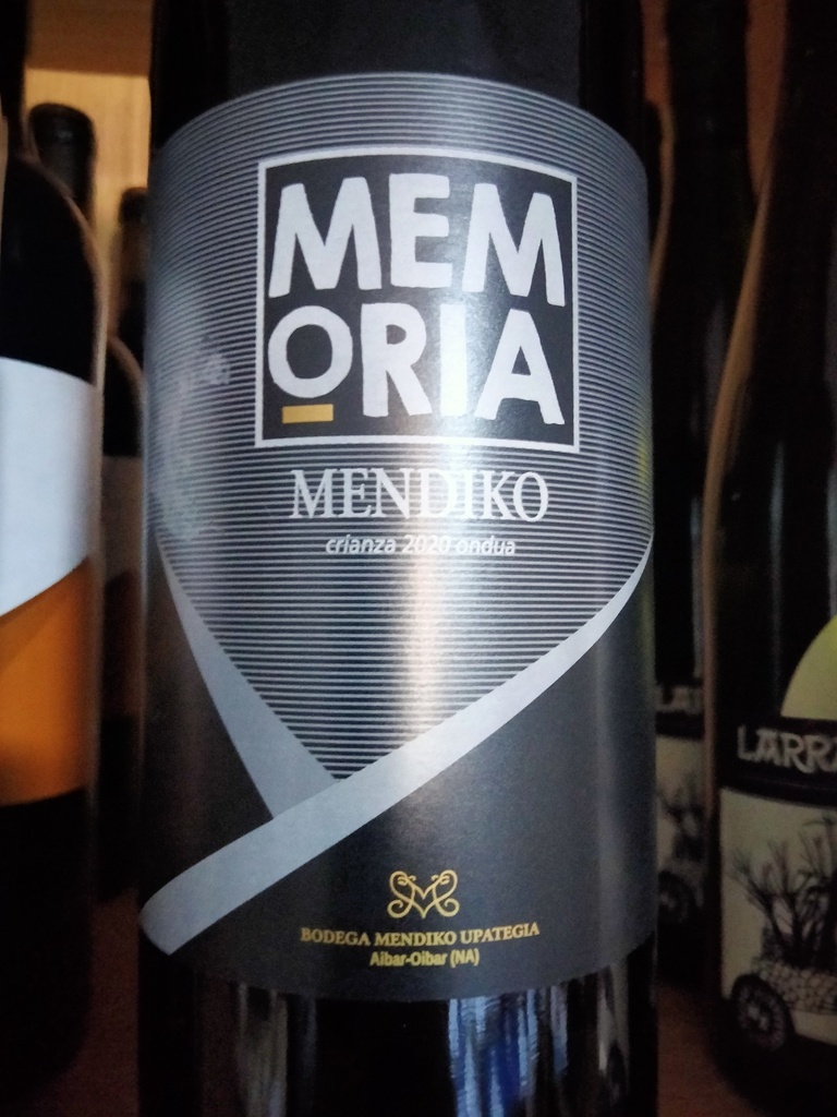 Vino Tinto Joven Eco MEMORIA - 750 ml - Mendiko