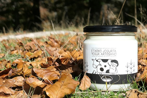 [13-003] Jogur naturala – 345 gr – Pirineki